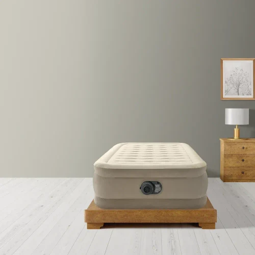 Надувная кровать Twin Ultra Plush со встроенным насосом, 99×191×46 см, макс. 136 кг, Интекс (64426)